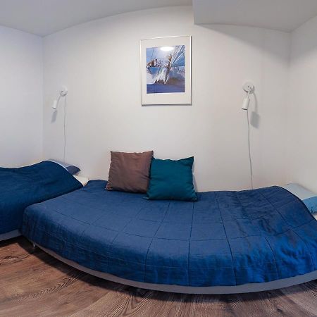 Marina Apartman Hotel Balatonszárszó Exteriör bild
