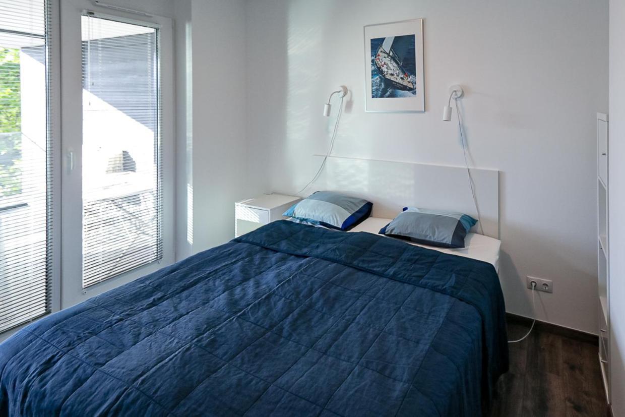 Marina Apartman Hotel Balatonszárszó Exteriör bild